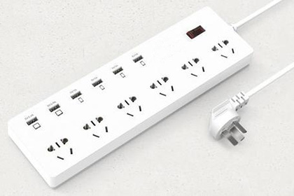 Zigbee intelligent energy-saving socket design